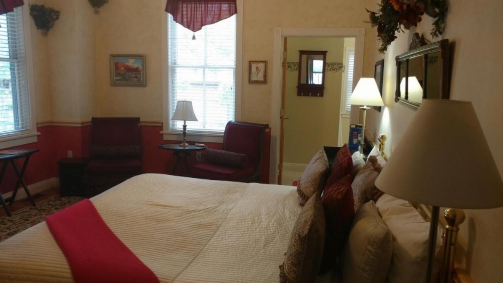 The Iron Gate Inn Image 6